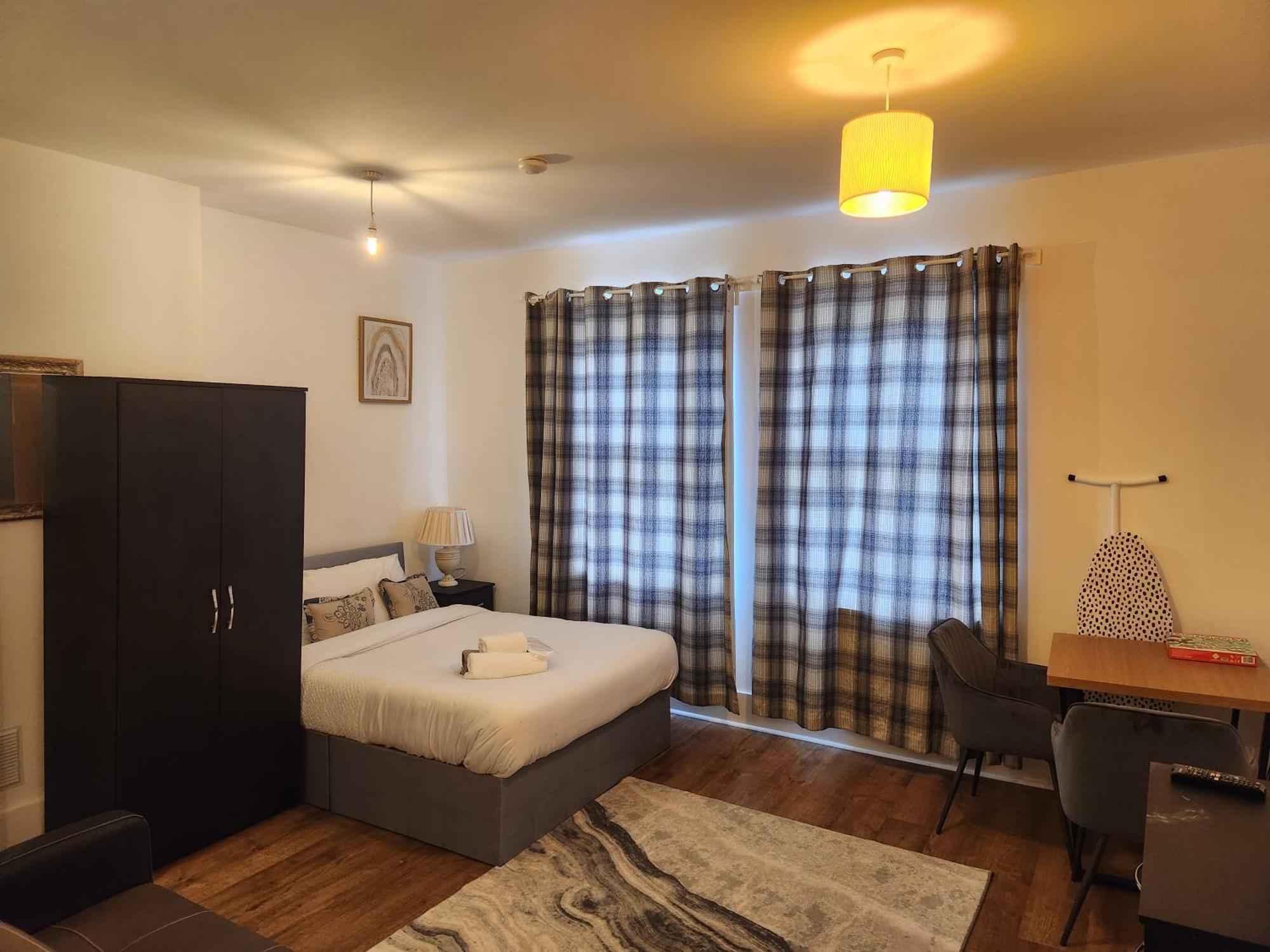Immaculate 1-Bedroom In Greenhithe Exterior photo